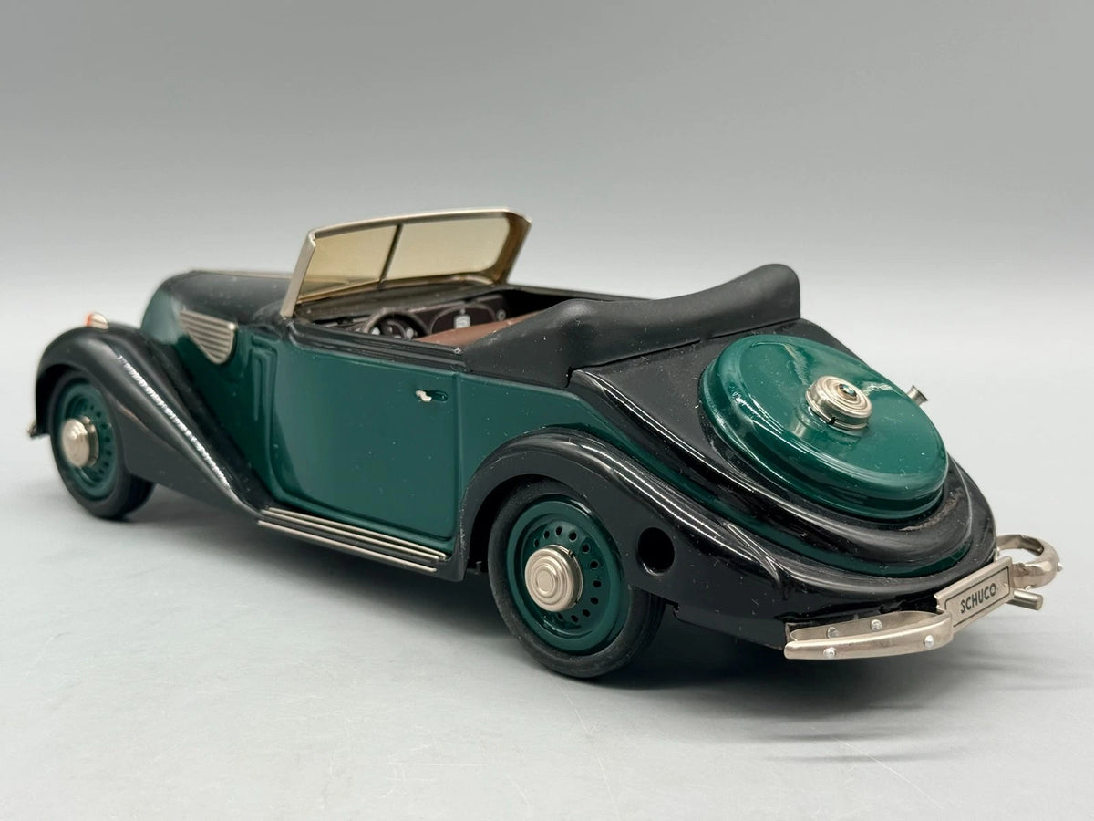 Modellautos 1:18 Schuco BMW 327 Classic Schwarz Grün mit OVP