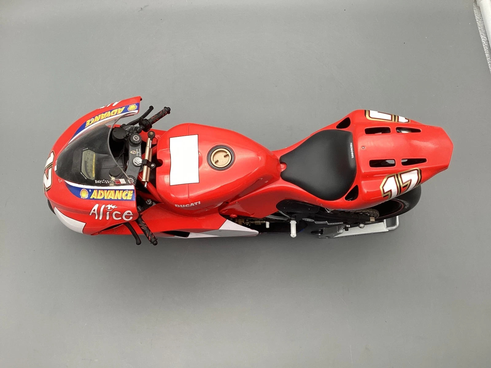 Motorrad Modell 1:6 Minichamps Ducati Desmosedici MotoGP 2004 Troy Bayliss OVP