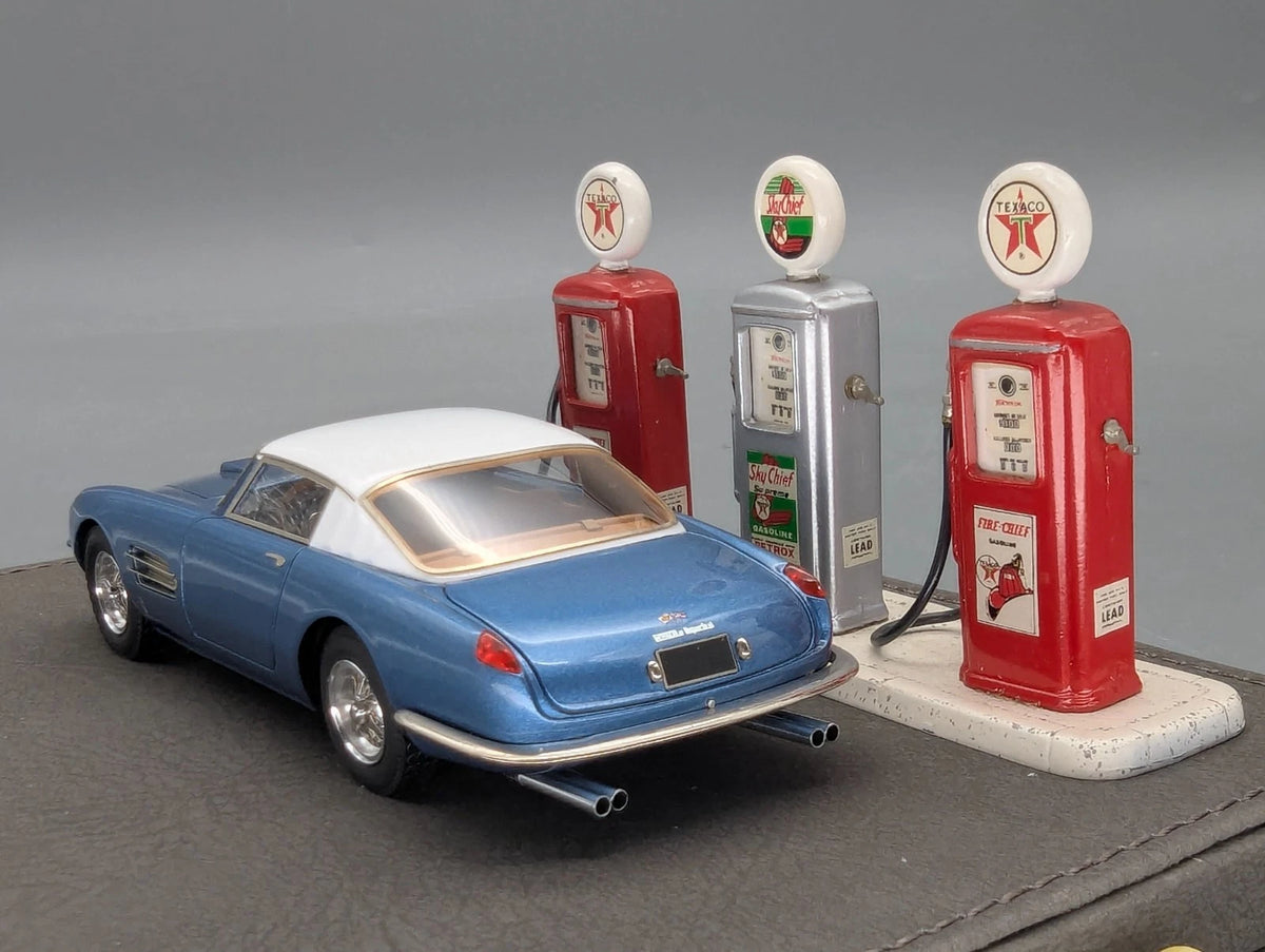 Modellautos 1:43 BBR Ferrari 4.9 Superfast 50. Anniv. 1997 Diorama Ltd 01/01 OVP
