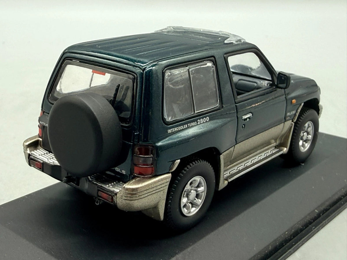 Modellautos 1:43 Minichamps Mitsubishi Pajero mit OVP