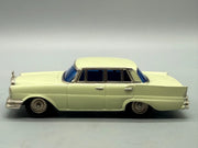 Modellautos 1:43 KK Sakura No A-2 Mercedes Benz W111 mit OVP