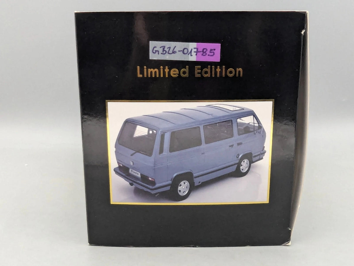 Modellautos 1:18 KK-Scale Volkswagen VW T3 Bus Bluestar mit OVP