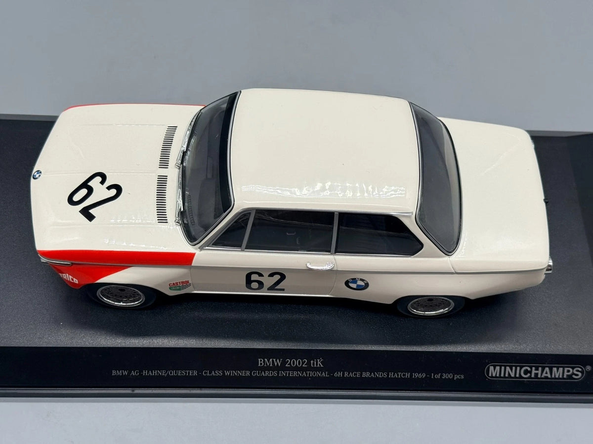 Modellautos 1:18 Minichamps BMW 2002 Class Winner Guards International mit OVP