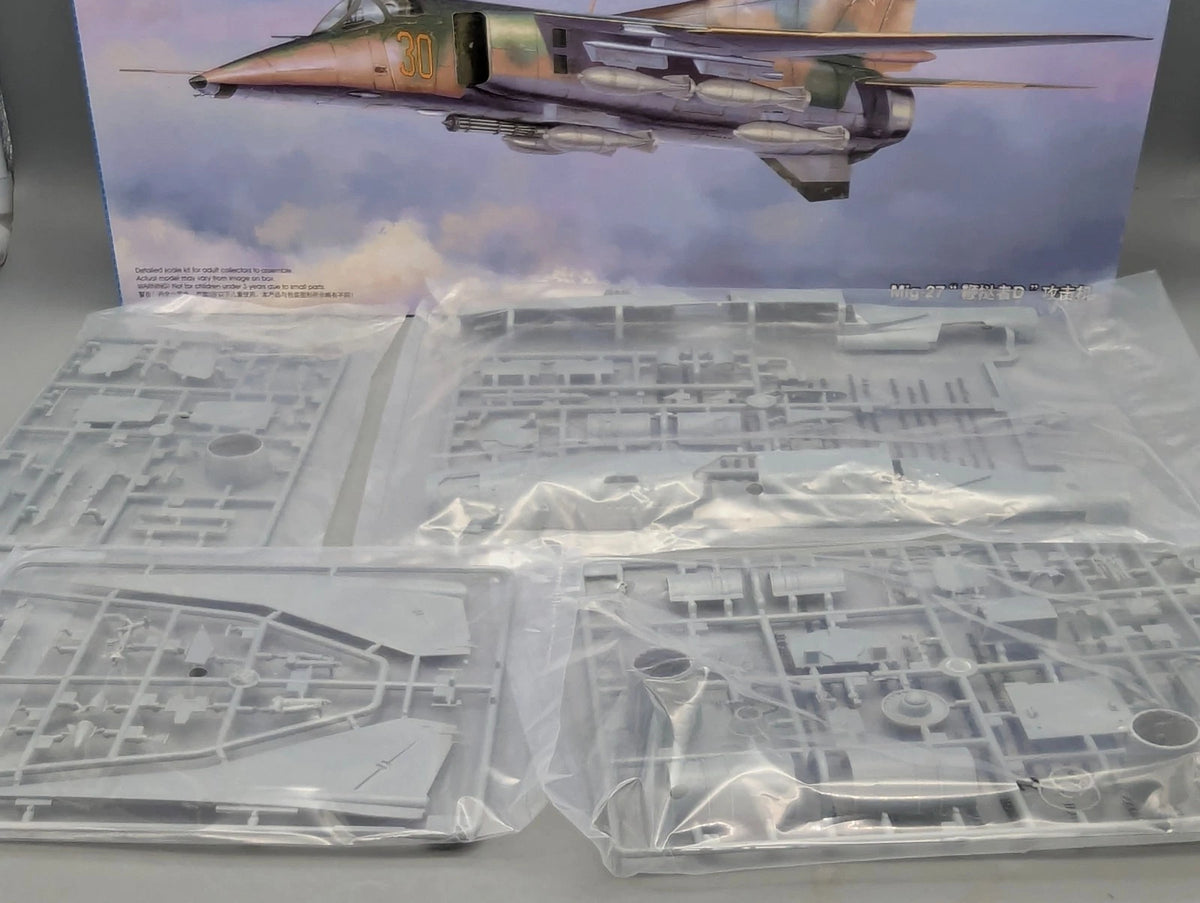 Flugzeug Bausatz 1:48 Trumpeter 05802 Mig-27 Flogger D  mit OVP