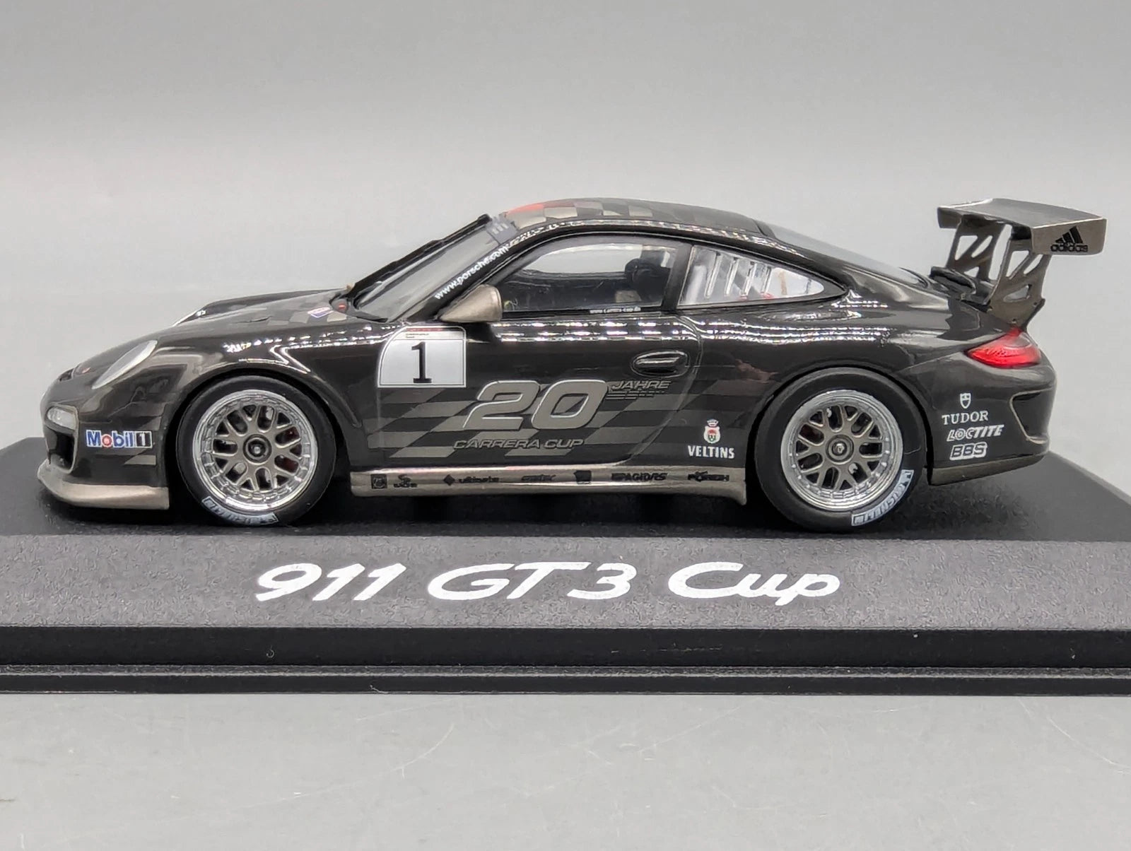 Modellautos 1:43 Minichamps Porsche 911 GT3 Cup 2010 Carrera Cup WAP Dealer OVP