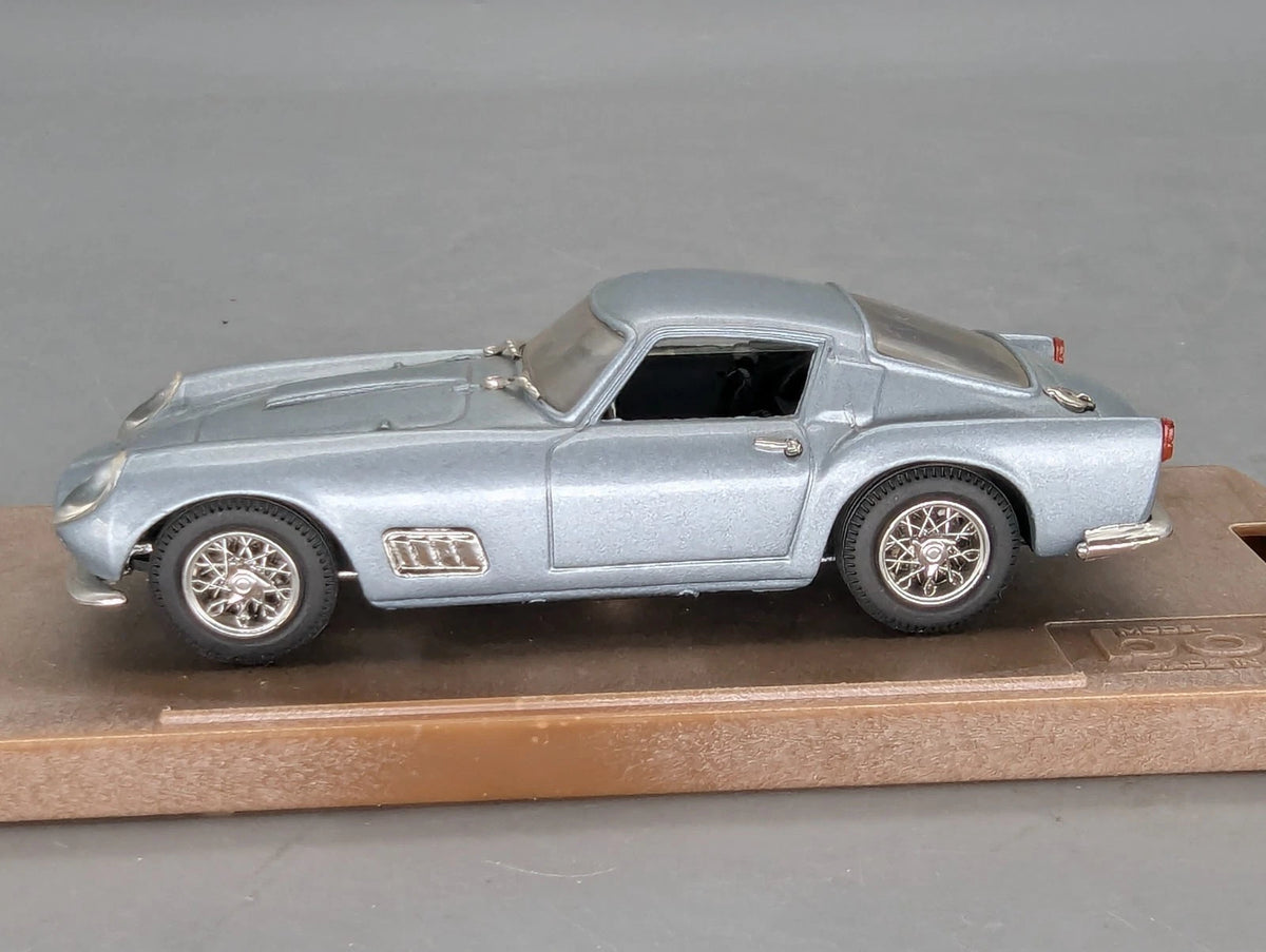Modellautos 1:43 Box Model 8425 Ferrari 250 TdF Stradale Silberblau mit OVP