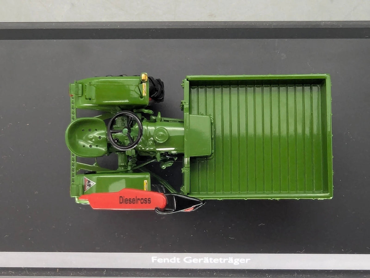 Traktor Modell 1:43 Schuco Fendt Geräteträger mit OVP
