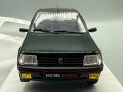 Modellautos 1:18 Solido Peugeot 205 GTI mit OVP