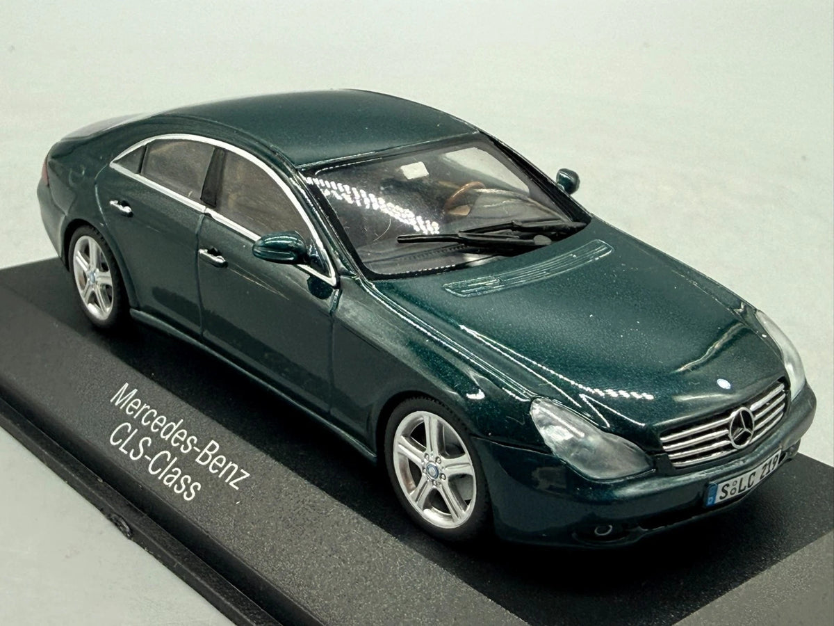 Modellautos 1:43 Minichamps  Mercedes-Benz CLS-Klasse mit OVP