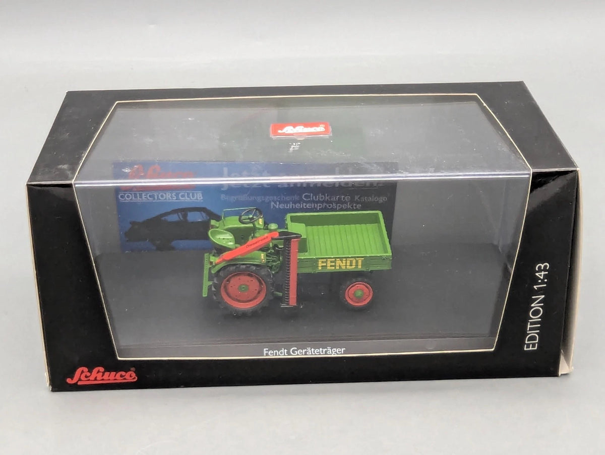 Traktor Modell 1:43 Schuco Fendt Geräteträger mit OVP