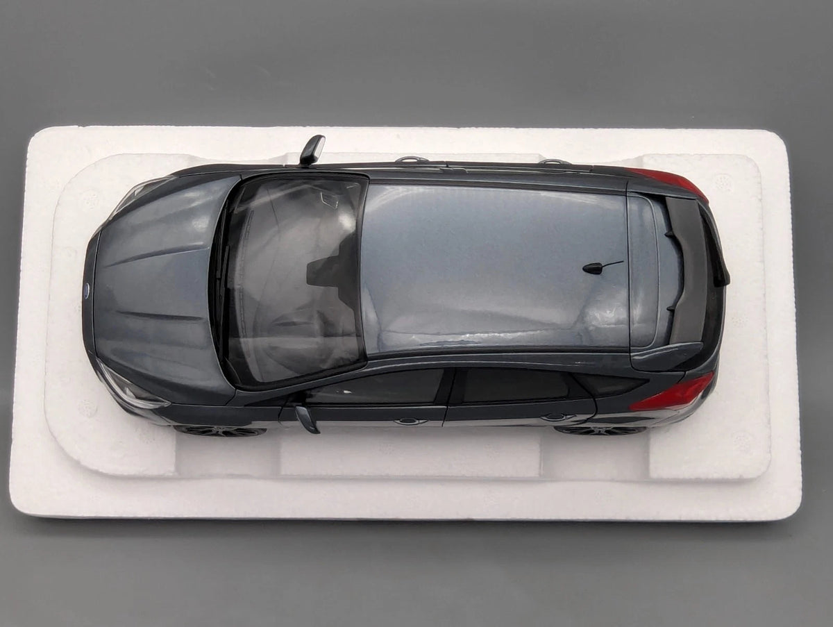 Modellautos 1:18 AUTOart 72954 Ford Focus RS 2016 Stealth Grey mit OVP
