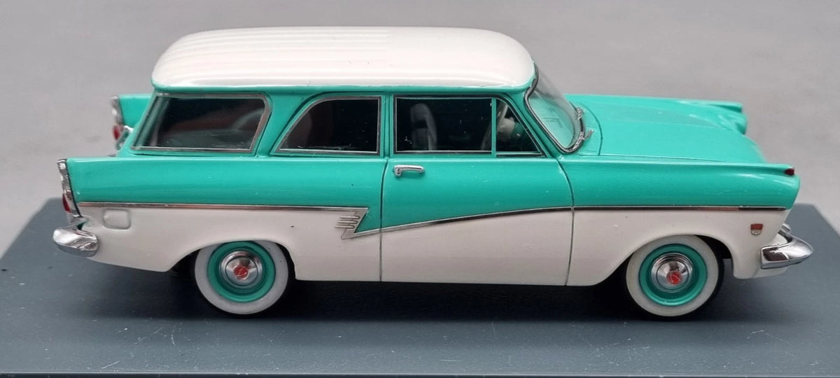 Modellautos 1:43 Neo Scale Models Ford Taunus P2 Kombi OVP