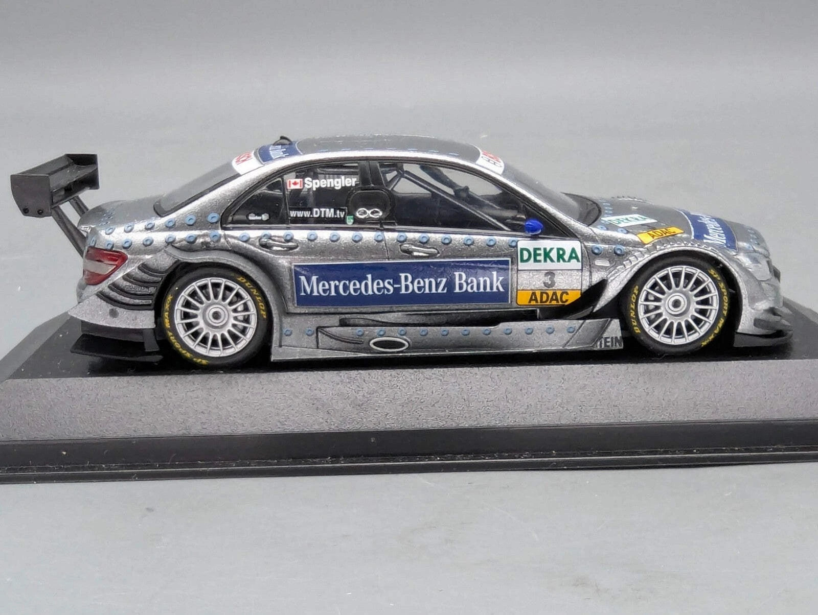 Modellautos 1:43 Minichamps Mercedes Benz C-Klasse DTM 2008 #3 B. Spengler OVP