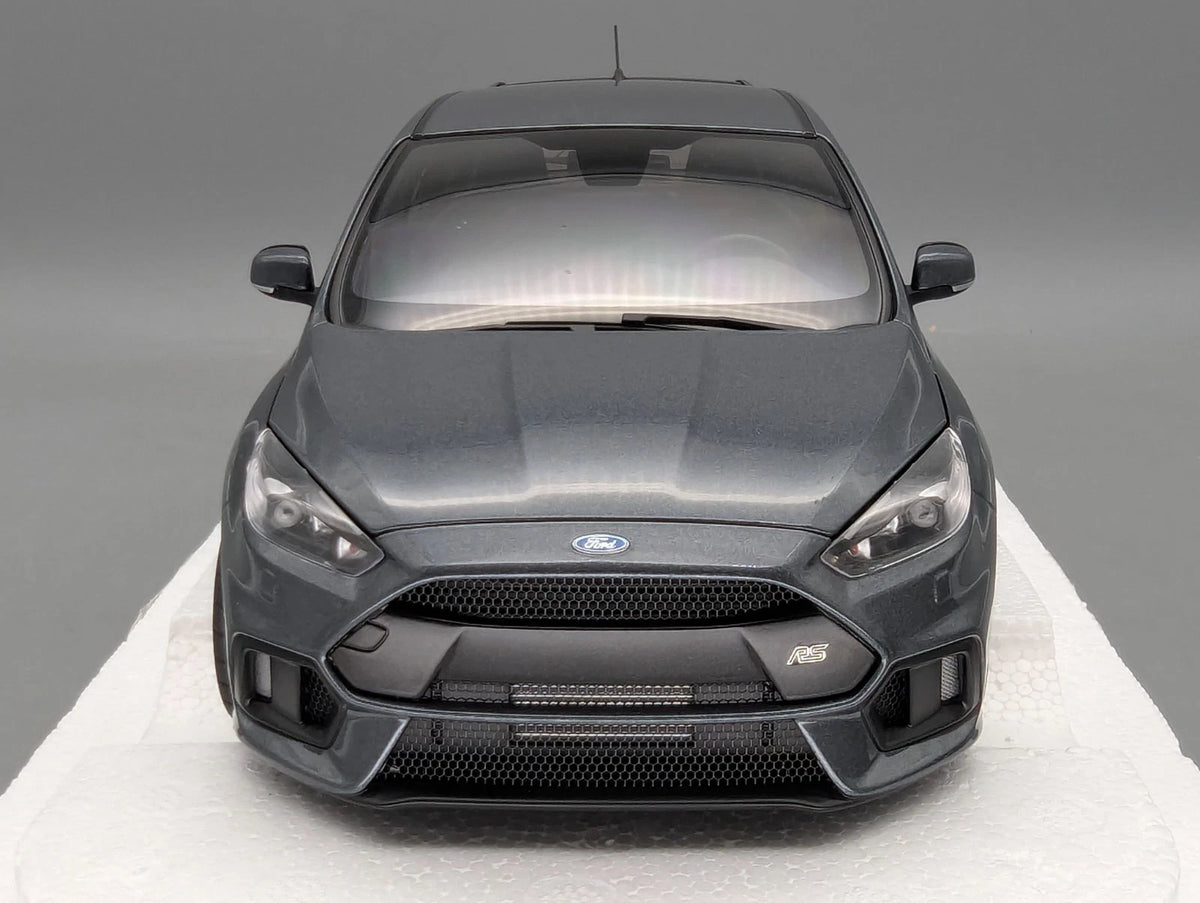 Modellautos 1:18 AUTOart 72954 Ford Focus RS 2016 Stealth Grey mit OVP