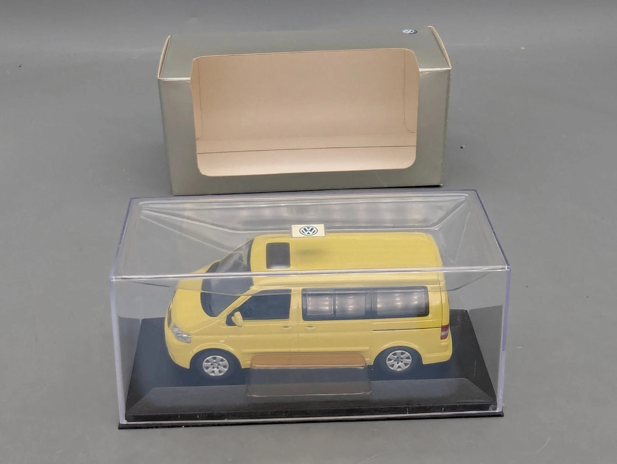 Modellautos 1:43 Minichamps VW T5 Multivan Gelb 2003 mit Dealer OVP