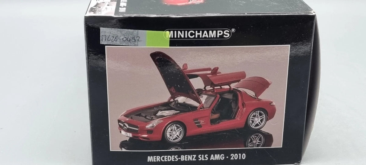 Modellautos 1:18 Minichamps 100 039020 Mercedes-Benz SLS AMG 2010 OVP
