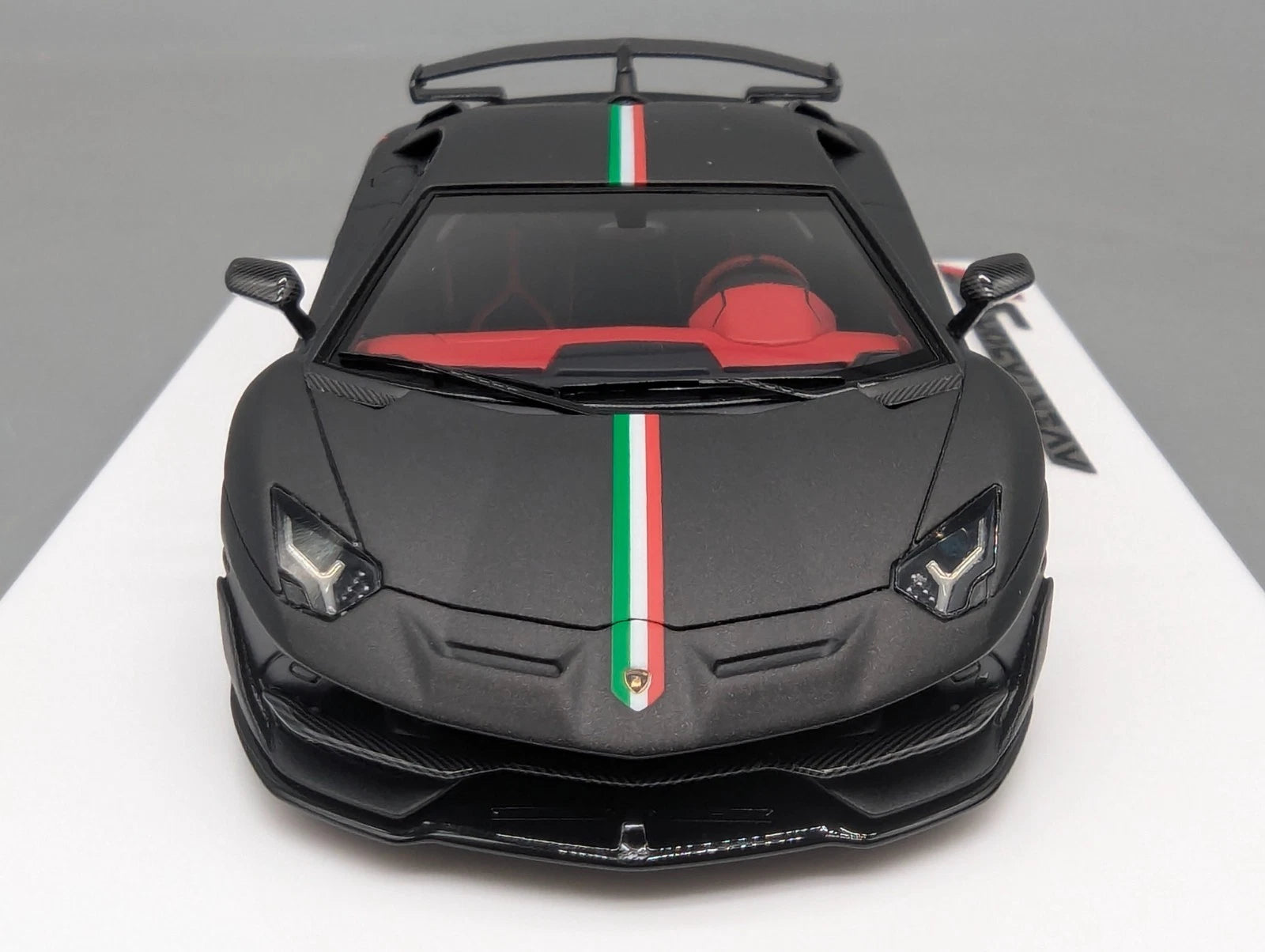 Eidolon Make Up 1:43 Lamborghini Aventador SVJ 2018 Limited 52/80 Matte Gray OVP
