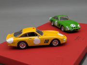 Modellautos 1:43 BBR Ferrari 330 LMB RHD Ltd 01/03 2-tlg Set mit Vitrine und OVP