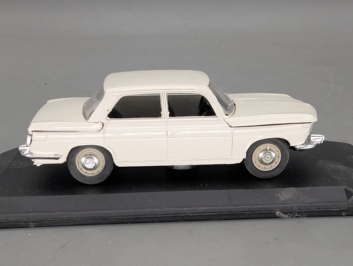 Modellautos 1:43 Eligor 1337 BMW 2000 Weiß mit OVP