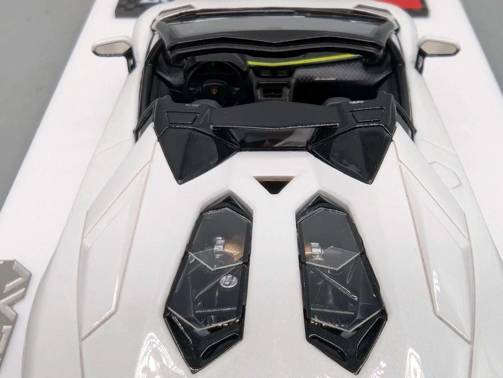Eidolon Make Up 1:43 Lamborghini Aventador LP780-4 Ultimae Roadster 30/60 OVP