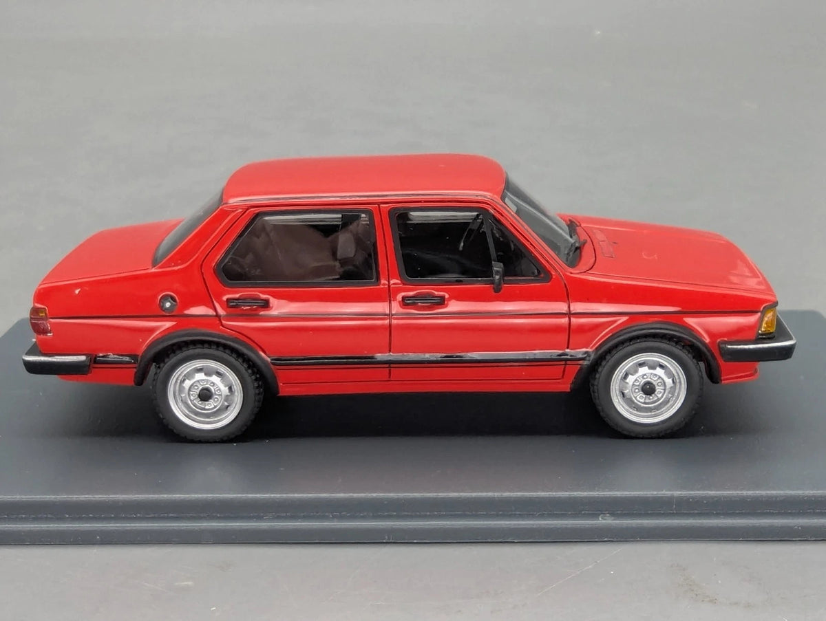 Modellautos 1:43 Neo Scale Models 43646 Volkswagen VW Jetta Mk1 Rot mit OVP