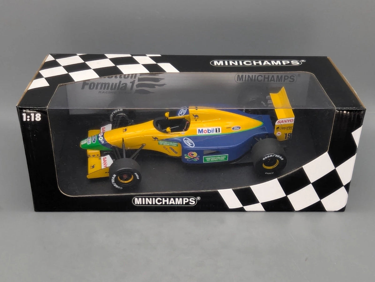Modellautos 1:18 Minichamps Benetton Ford B191B Early 1992 #19 M. Schumacher OVP