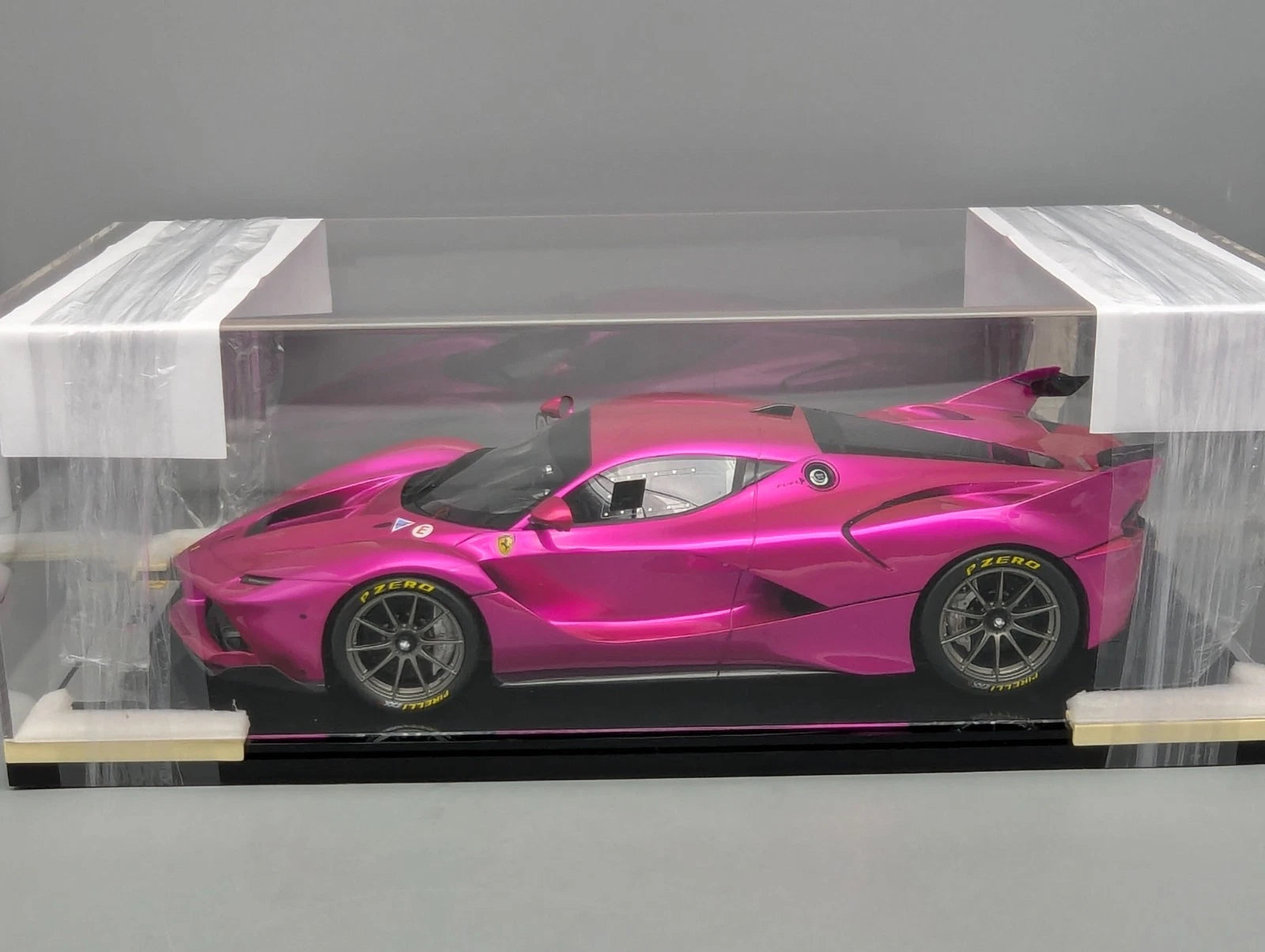Modellautos 1:12 BBR Ferrari FXX-K 2014 Flash Pink Ltd 01/01 Vitrine OVP