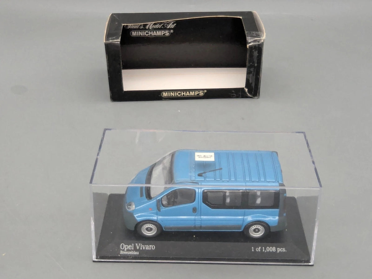 Modellautos 1:43 Minichamps Opel Vivaro Break Breezeblau Blau mit OVP