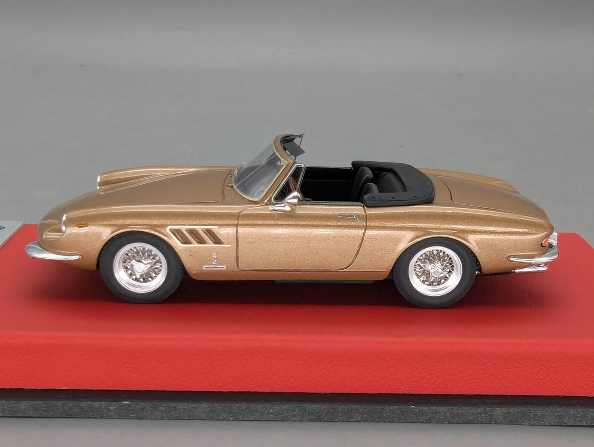Modellautos 1:43 BBR Ferrari 330 GTS S/N 09781 Auction 2015 Limited 01/20 OVP