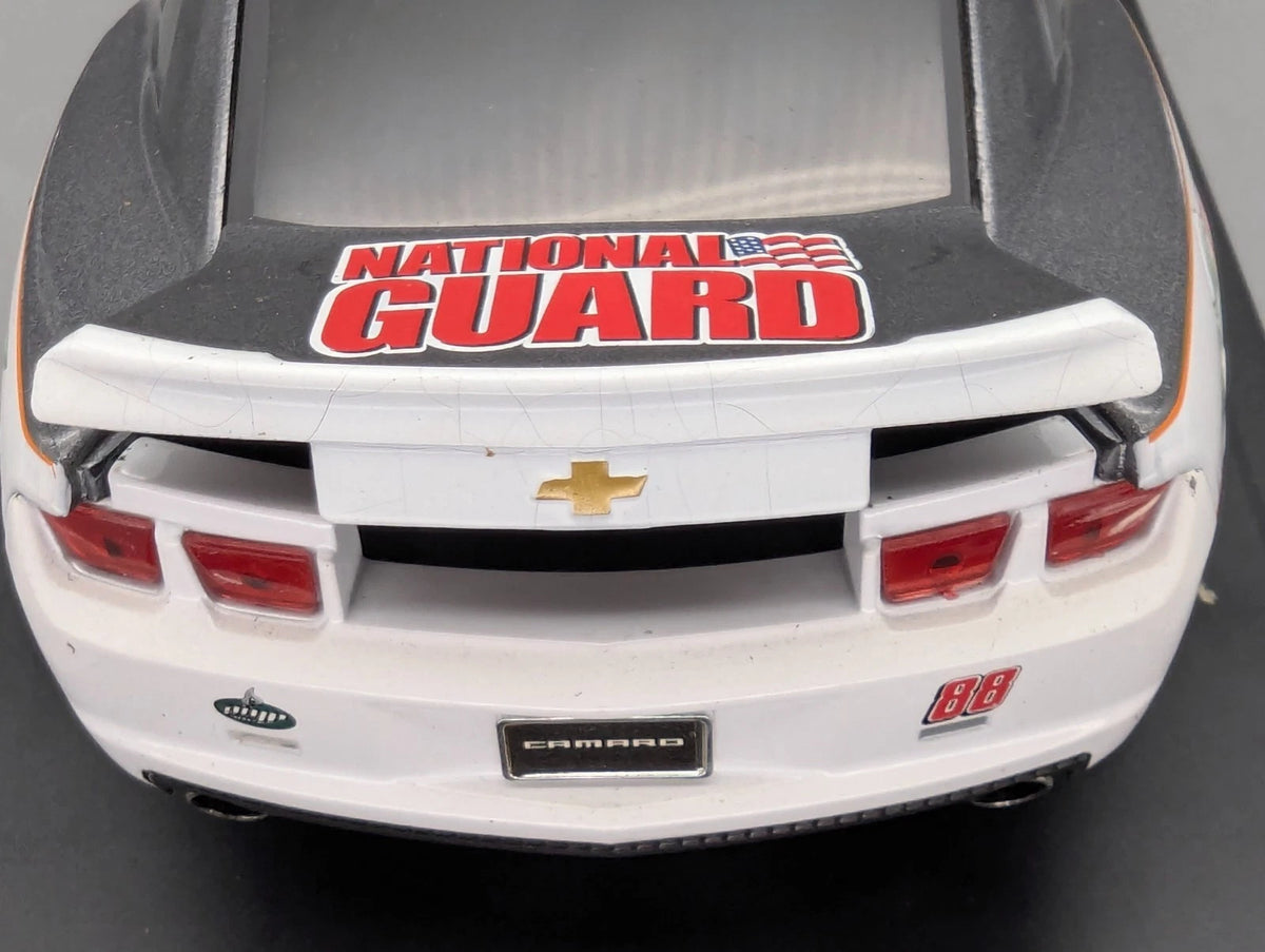 Modellautos 1:24 Jada chevrolet Camaro SS 2010 #88 mit OVP