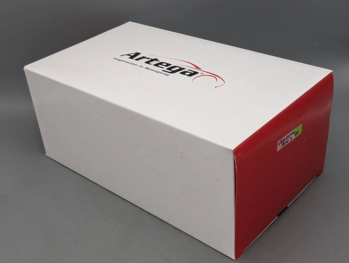 Modellautos 1:18 Revell Artega GT Nachtschwarz mit OVP