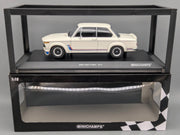 Modellautos 1:18 Minichamps BMW 2002 Turbo 1973 Weiß mit OVP