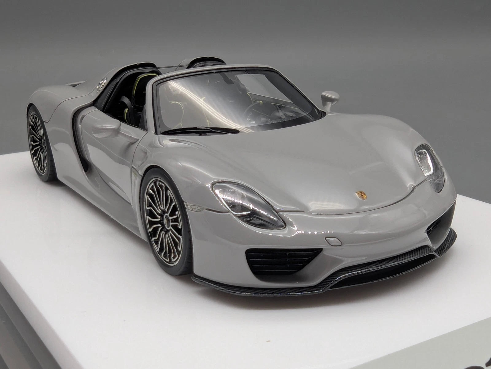 Eidolon Make Up 1:43 Porsche 918 Spyder 2011 Fashion Grey Ltd 12/60 mit OVP