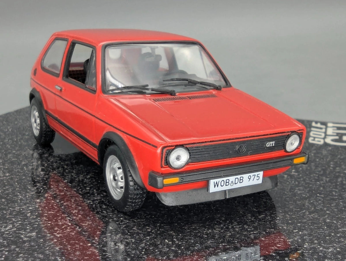 Modellautos 1:43 Norev Volkswagen VW Golf 1 GT1 mit Klappbox OVP