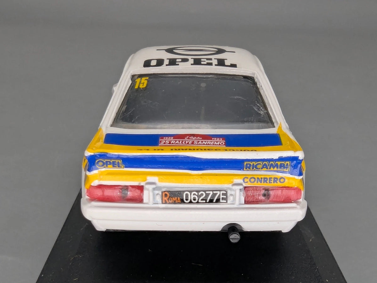 Modellautos 1:43 Vitesse Opel Manta 400 Rallye Sanremo 1983 #15 mit Vitrine