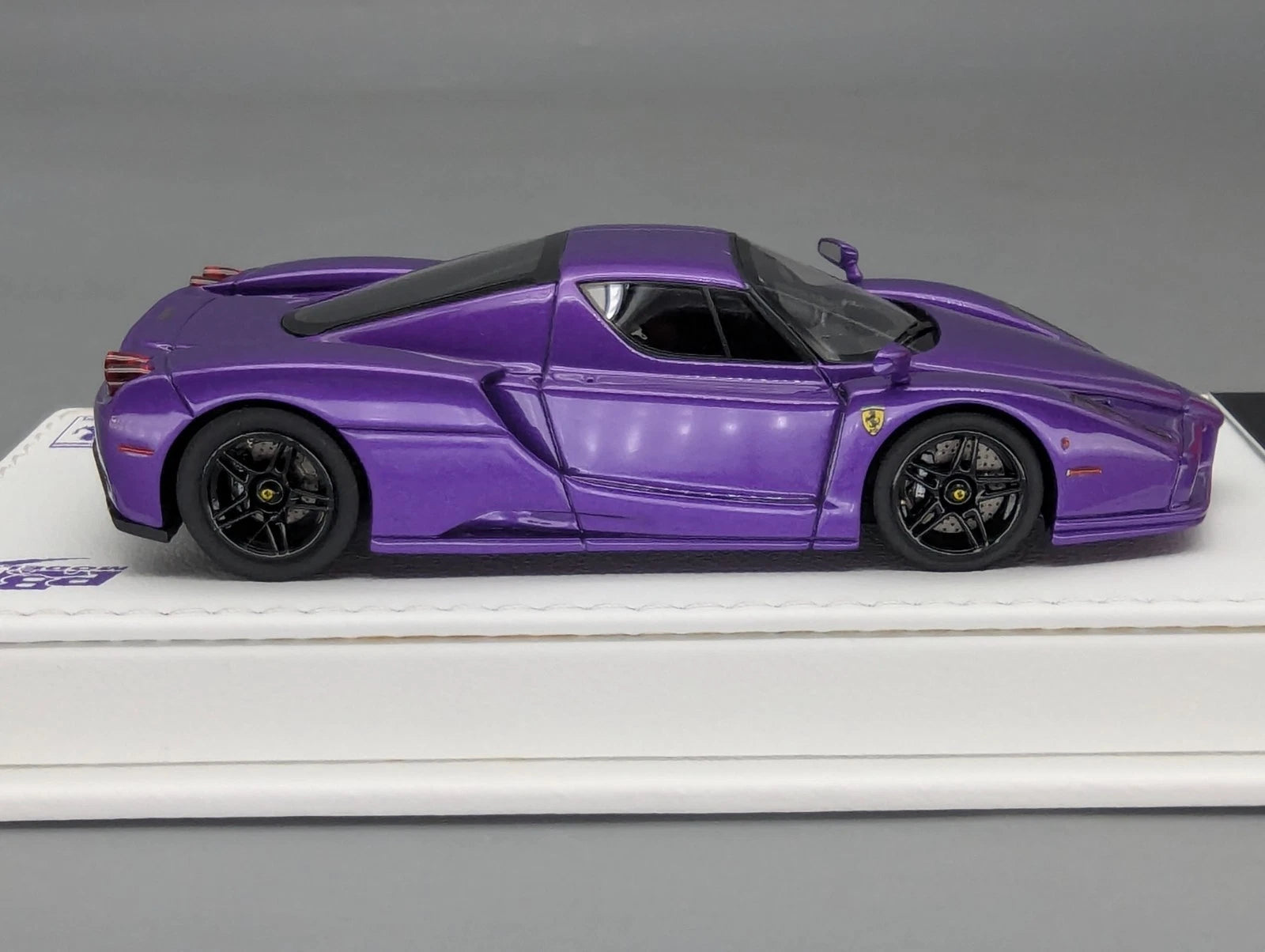 Modellautos 1:43 BBR Executive Calsito Ferrari Enzo Mica Violet Gl Ltd 20/35 OVP
