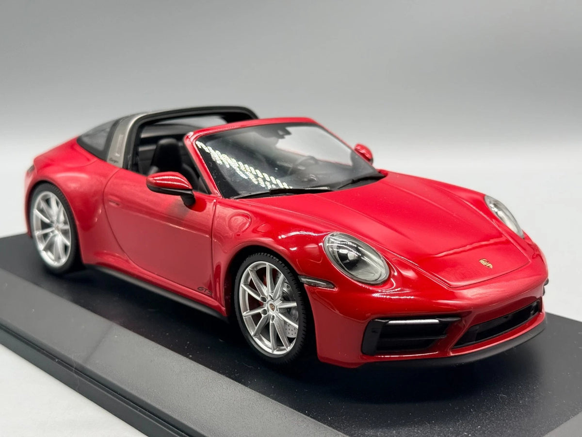 Modellautos 1:18 Minichamps Porsche 911 Targa 4 GTS mit OVP