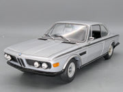 Modellautos 1:18 Minichamps BMW 3.0 CSL 1972 mit OVP