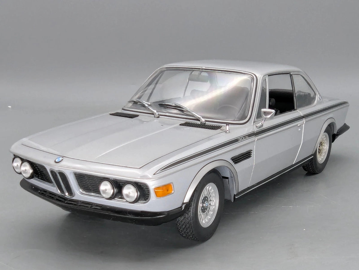 Modellautos 1:18 Minichamps BMW 3.0 CSL 1972 mit OVP