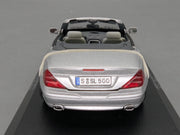 Modellautos 1:43 Norev Mercedes Benz SL Klasse SL 500 Silber mit Dealer OVP