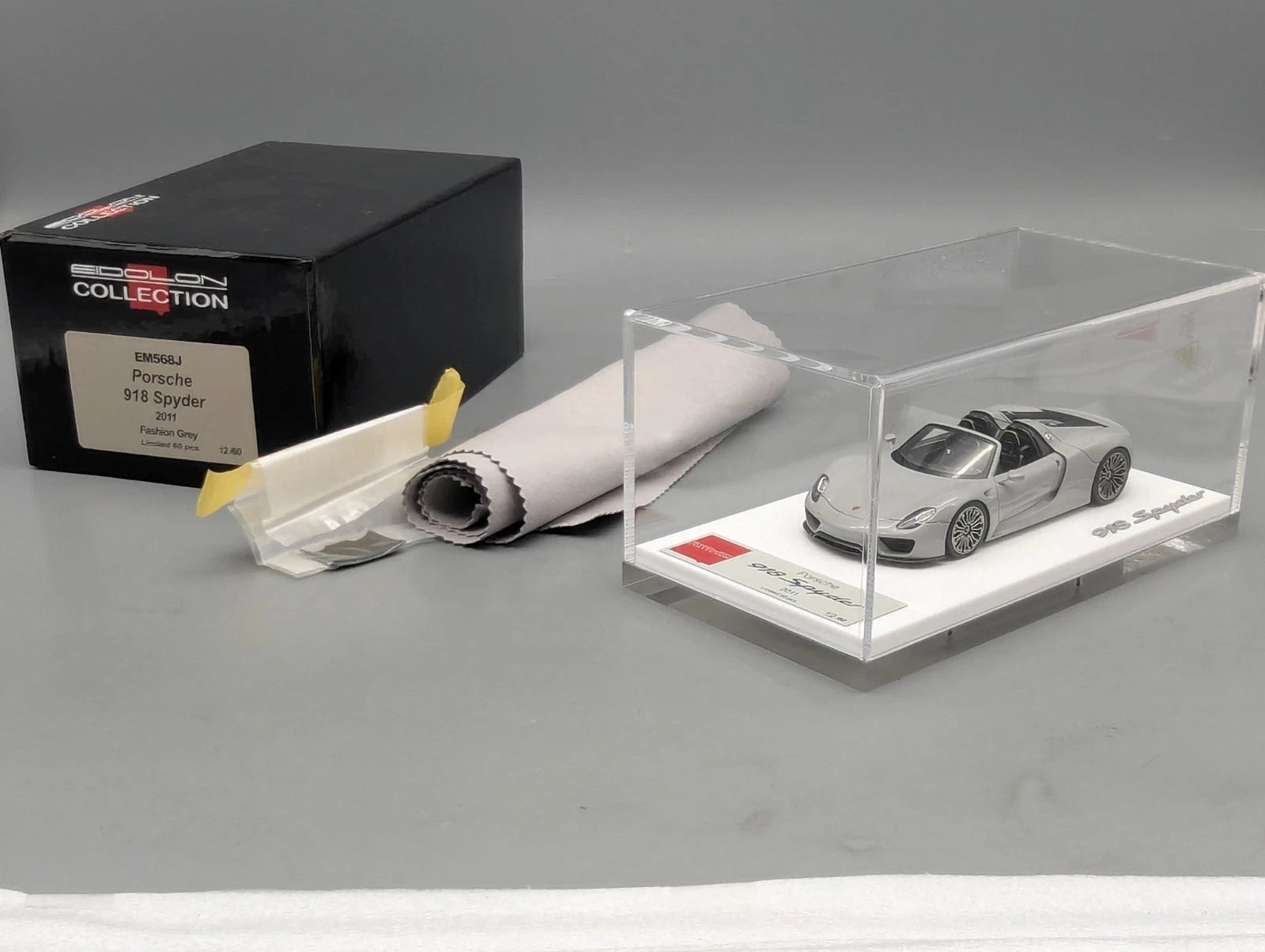 Eidolon Make Up 1:43 Porsche 918 Spyder 2011 Fashion Grey Ltd 12/60 mit OVP