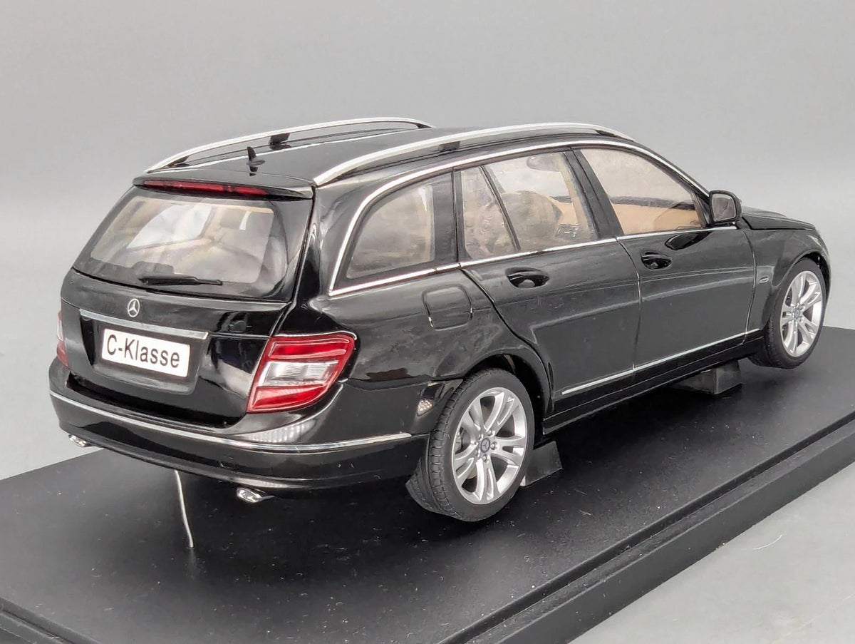 Modellautos 1:18 AUTOart 76267 Mercedes Benz C-Klasse T-Modell Avantgarde OVP
