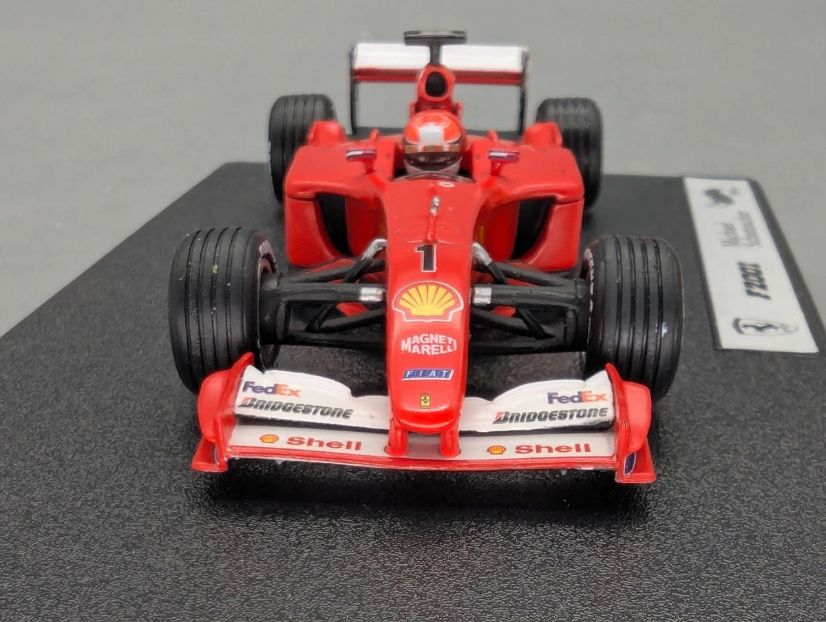 Modellautos 1:43 Hot Wheels Racing Ferrari F2001 #1 Schumacher mit OVP