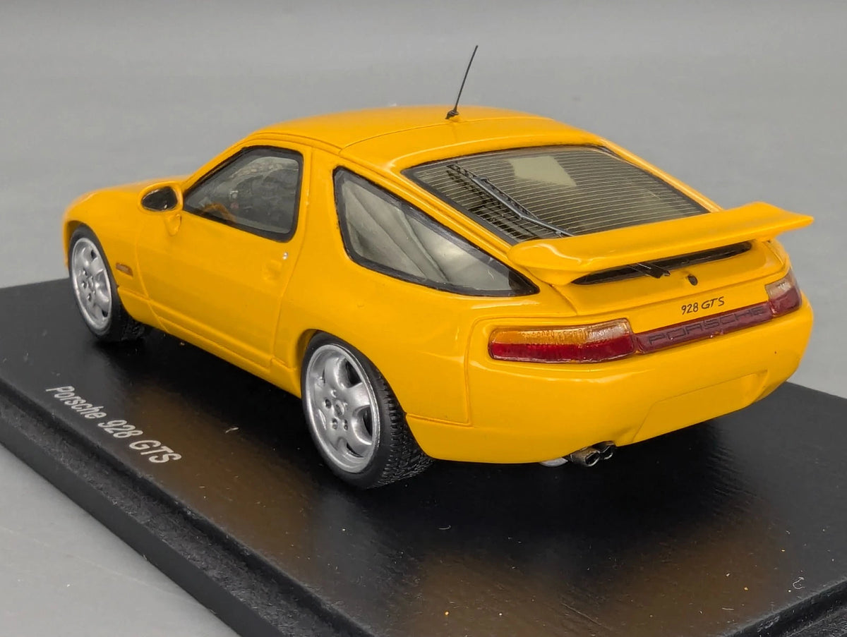 Modellautos 1:43 Spark PD04311015 Porsche 928 GTS Gelb mit OVP