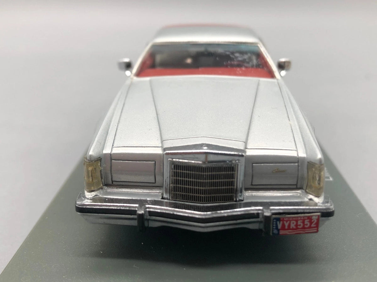 Modellautos 1:43 Neo Scale Models Lincoln Continentale Mark V mit OVP