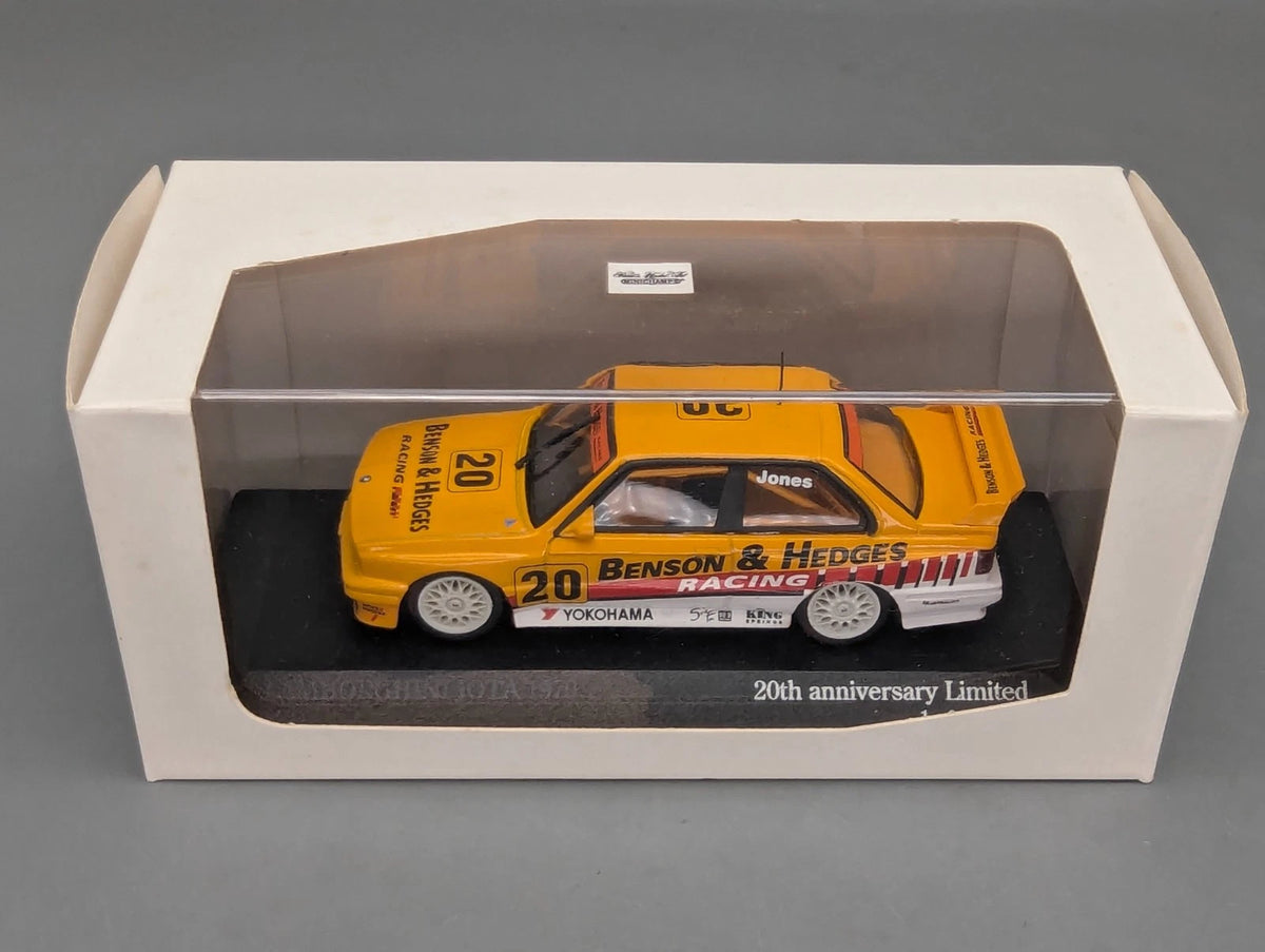 Modellautos 1:43 Minichamps BMW M3 Benson & Hedges #20 Jones
