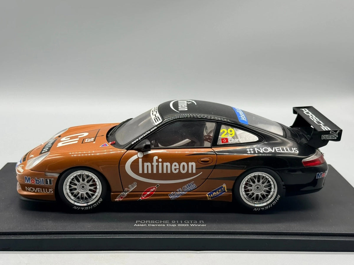 Modellautos 1:18 Autoart Porsche 911 GT3 R Asian Carrera Cup 2003 Winner mit OVP
