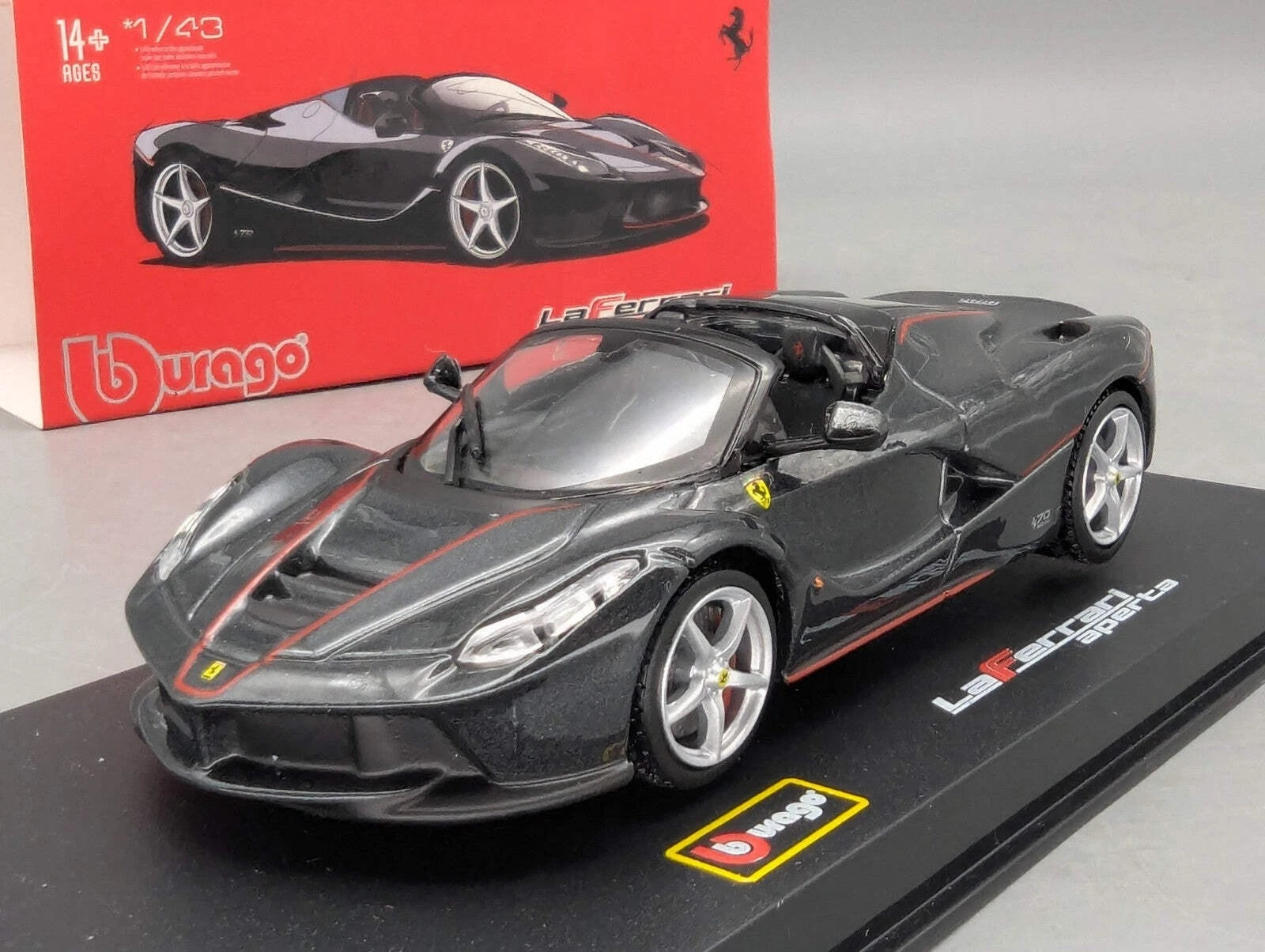 Modellautos 1:43 Bburago Ferrari LaFerrari Aperta Schwarz mit OVP