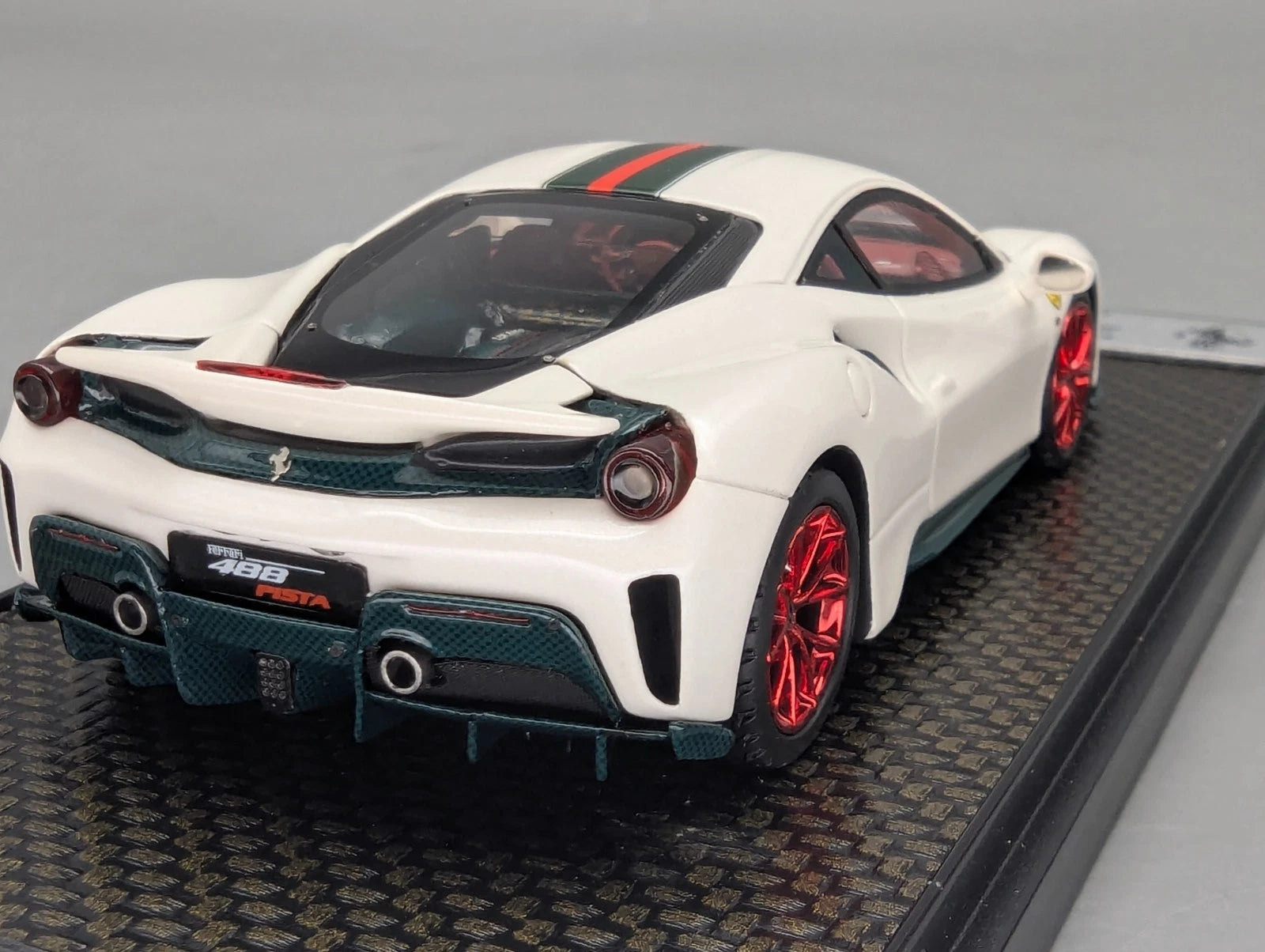 Modellautos 1:43 BBR Ferrari 488 Pista Met Italian White Ltd 73/78 mit OVP