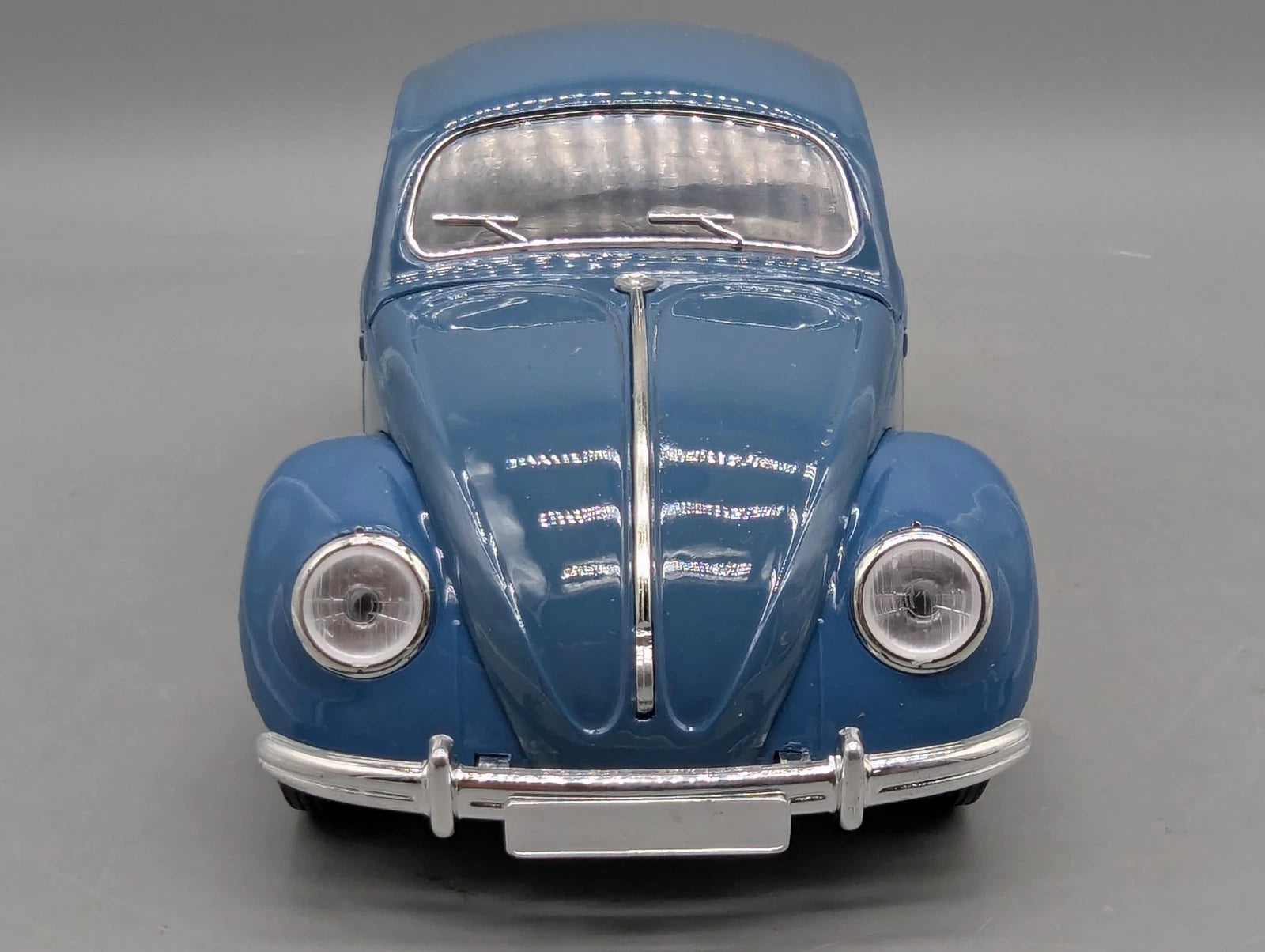Modellautos 1:17 nicht 1:18 Solido Volkswagen VW Käfer Coccinelle Berline OVP